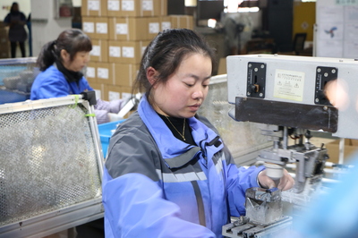 磁电产业蓄势赋能 屯溪区开足马力抓生产，研发创新增效益